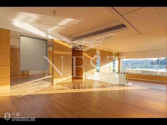 Mid Levels Central - Garden Terrace 05