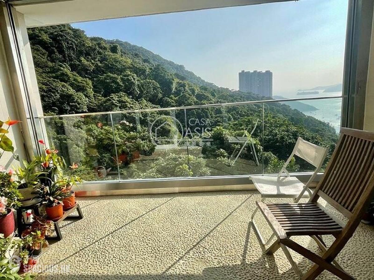 Repulse Bay - Sea Cliff Mansions 01