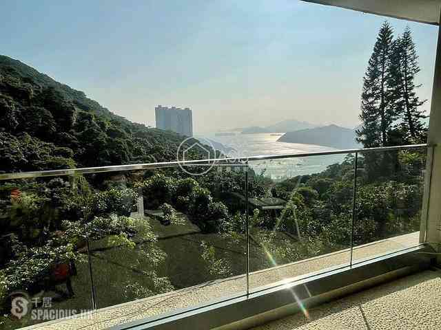 Repulse Bay - Sea Cliff Mansions 02