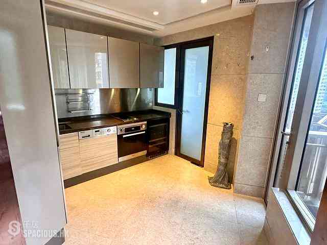 Kennedy Town - Cadogan 10