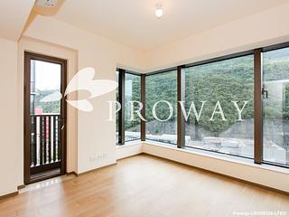 Shau Kei Wan - Island Garden 06