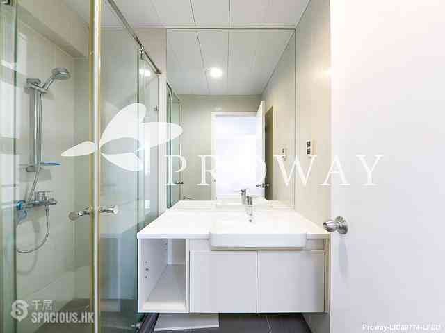 Mid Levels West - Realty Gardens Paris Court (Block 2) Paris Court 07