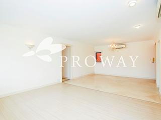 Happy Valley - The Broadville 03