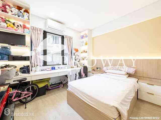Mid Levels Central - Hong Lok Mansion 09