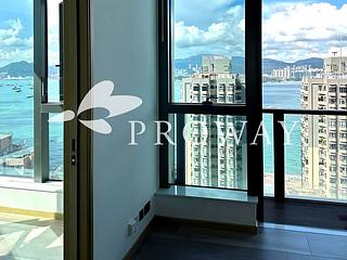 Sai Ying Pun - Two・Artlane 04