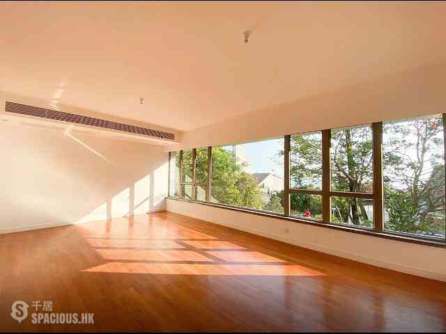 The Peak - Mount Austin Estate 01