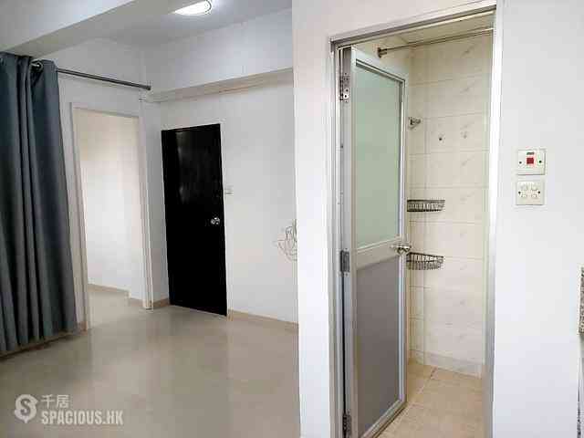 Sai Ying Pun - Good Times Building 03