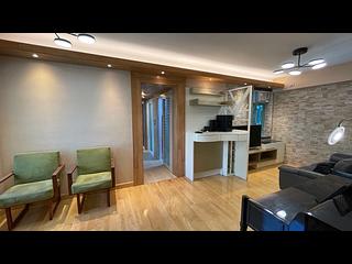Wan Chai - Royal Court 04