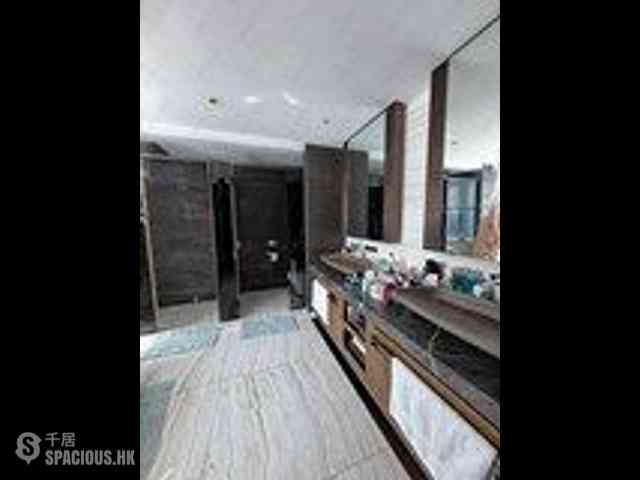 Wong Chuk Hang - Marinella Block 3 01