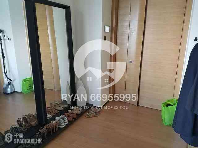Mid Levels Central - Arezzo 11