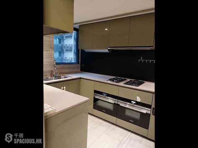 North Point - Fleur Pavilia Tower 2 01