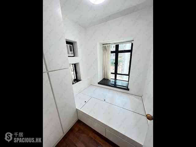 Mid Levels Central - Fairview Height 03