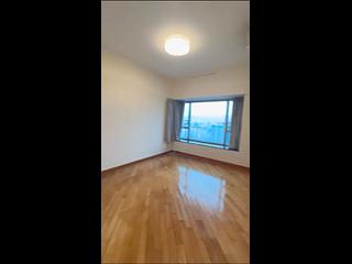 West Kowloon - Sorrento 19