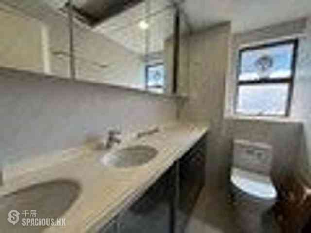 Sai Ying Pun - Ning Yeung Terrace Block A 05