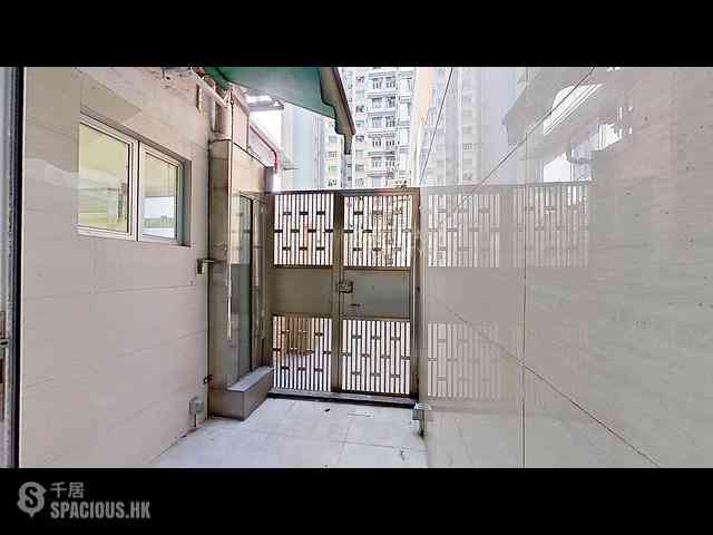 Wan Chai - Everwin Mansion 07
