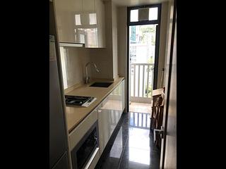 Tai Hang - Warrenwoods 07