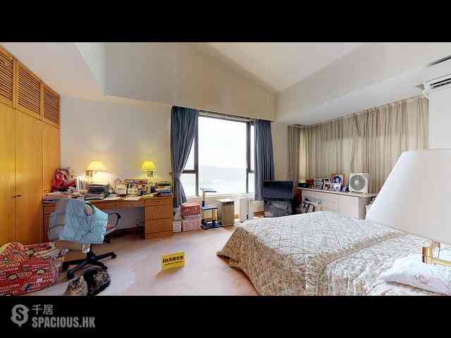 Repulse Bay - The Beachfront 03