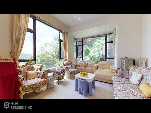 Repulse Bay - The Beachfront 05