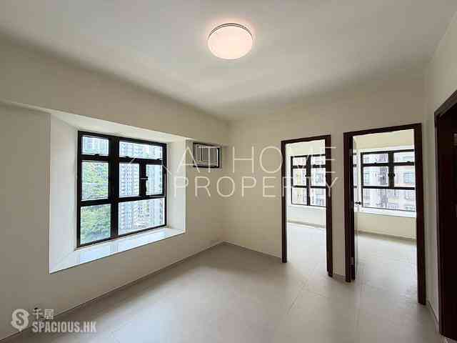 Kennedy Town - Wai Wah Court 01