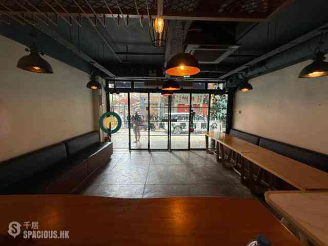 Sai Ying Pun - Cheong King Court 02