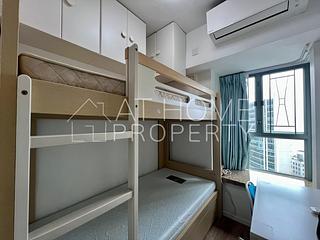 Sheung Wan - Queen's Terrace 04