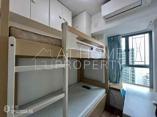 Sheung Wan - Queen's Terrace 04