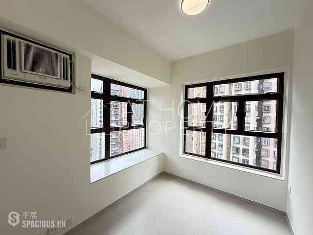 Kennedy Town - Wai Wah Court 05