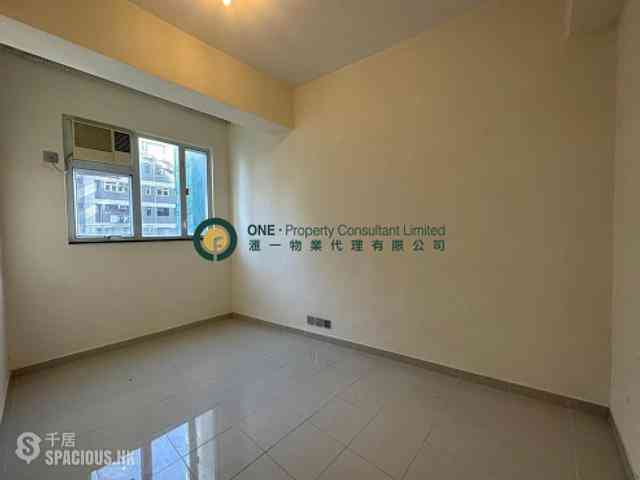 Mid Levels West - Bonanza Court 06