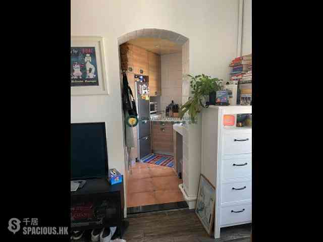 Sai Ying Pun - Kam Fung Mansion 03