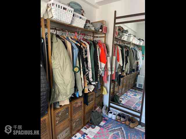Sai Ying Pun - Kam Fung Mansion 06