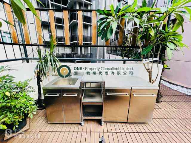 Sai Ying Pun - Smiling Court 05