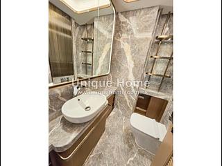 Mid Levels Central - 22A, Kennedy Road 05