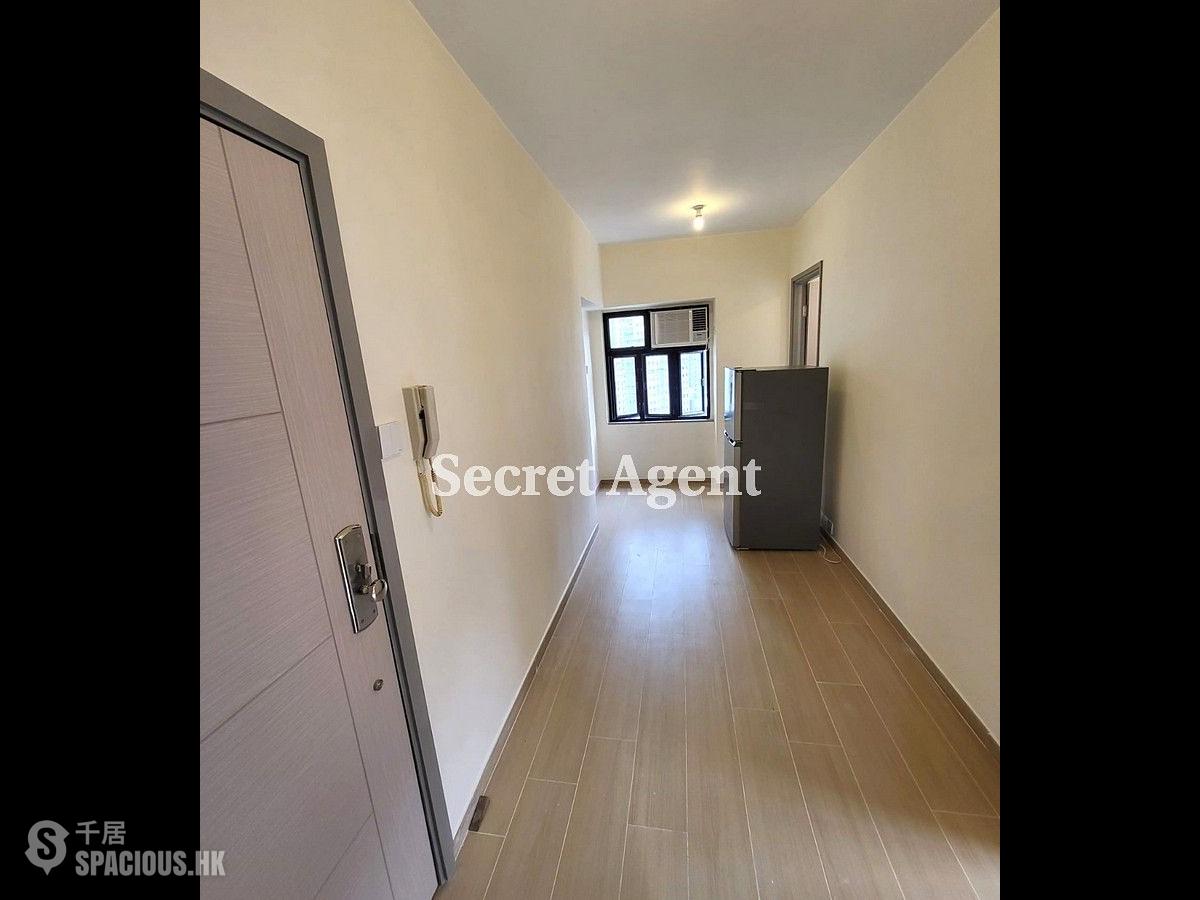 Sai Ying Pun - Rich Court 01