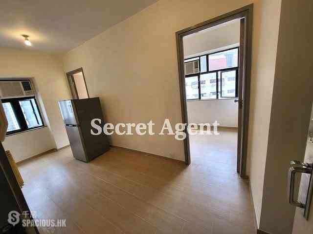Sai Ying Pun - Rich Court 02
