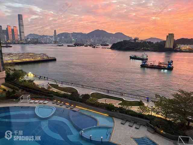 Cheung Sha Wan - Grand Victoria 01