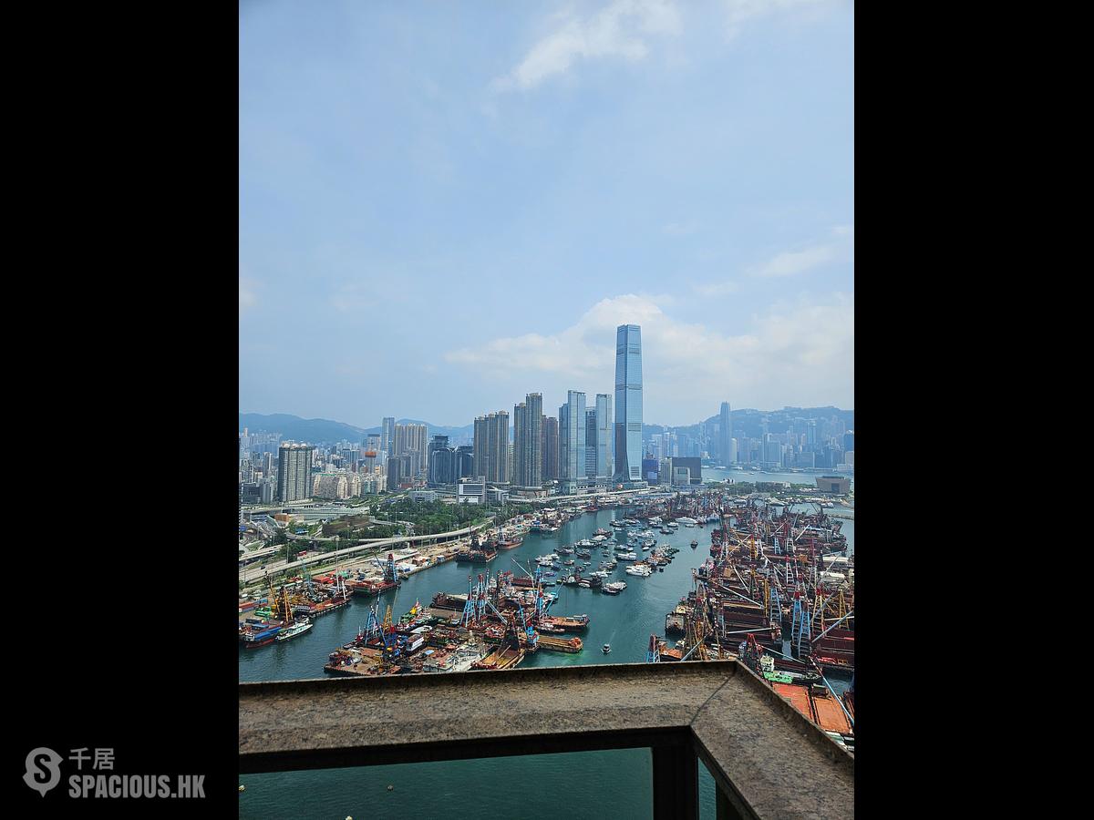 Tai Kok Tsui - One Silversea 01