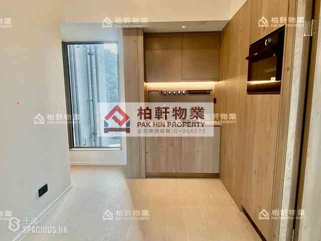 Quarry Bay - Finnie 02