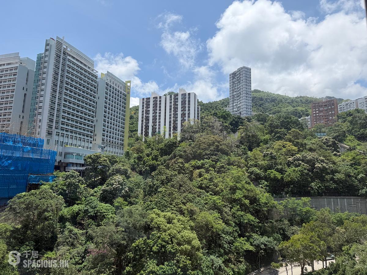 Kennedy Town - Po Tak Mansion 01