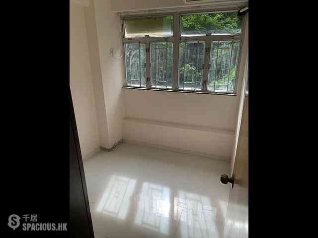 Chai Wan - Yen Lok Building Block B 01