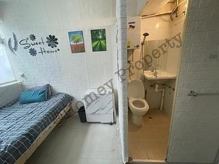 Mong Kok - Lee Wah Building 04