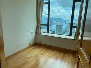 Mid Levels Central - Fairlane Tower 08
