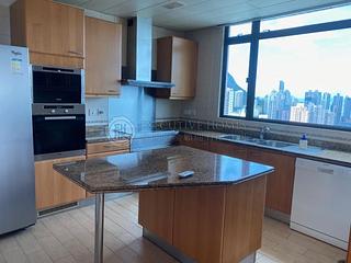 Mid Levels Central - Fairlane Tower 03