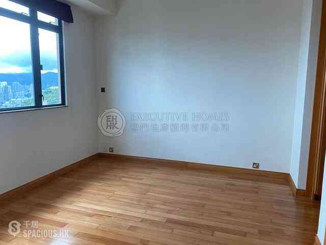 Mid Levels Central - Fairlane Tower 04