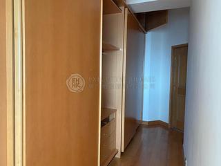Mid Levels Central - Fairlane Tower 06