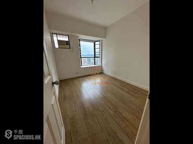 Mid Levels West - Dragonview Court 05