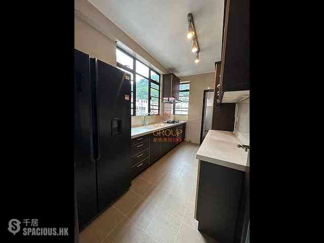 Mid Levels West - Dragonview Court 08