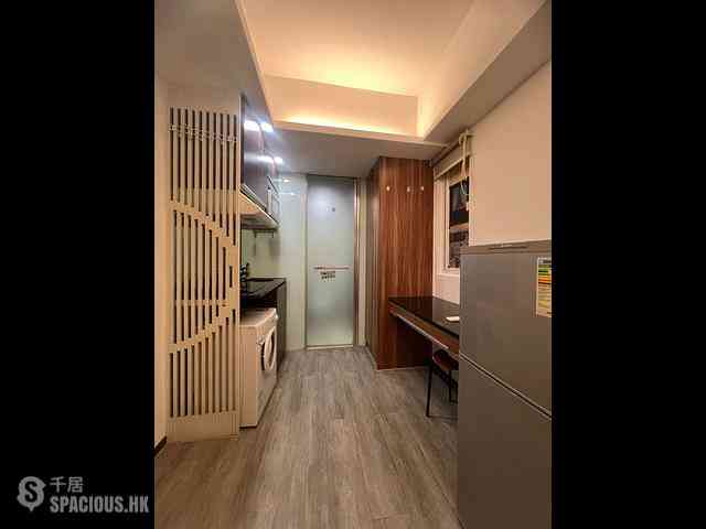 Wan Chai - Overseas Building 06