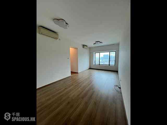 West Kowloon - Sorrento 02