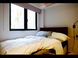 Central - 15, Peel Street 06