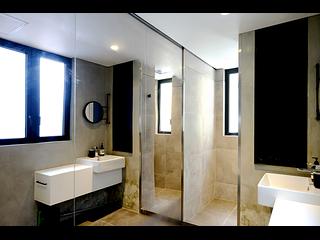 Central - 15, Peel Street 16